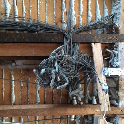 Wire spaghetti