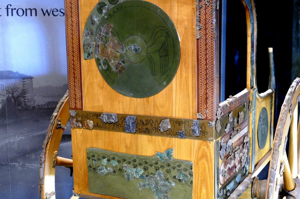 1000351 Etruscan War Chariot closeup