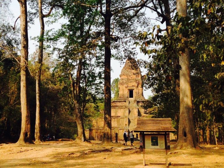 On The Road - Uncle Ebeneezer - SE Asia Valentines (Part 9)- Bicycling Through Angkor Thom 8